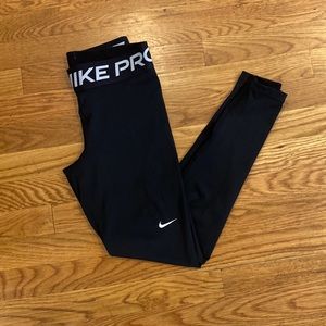 Nike Pro Crop Leggings